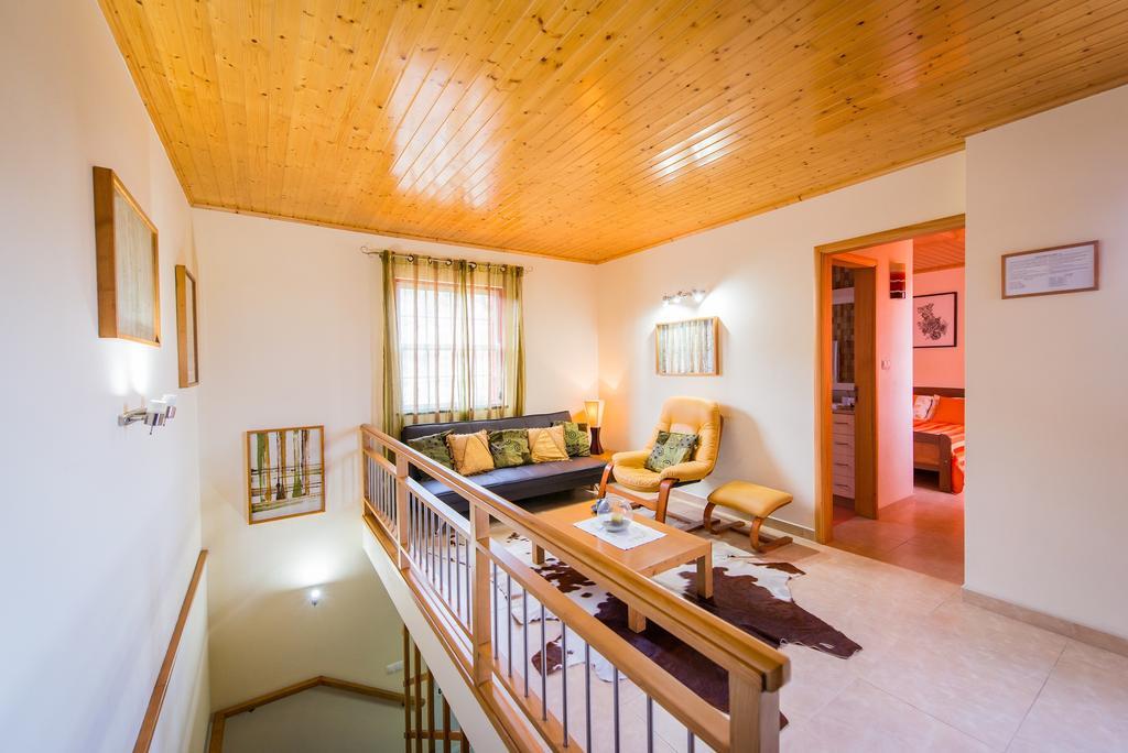 Adega Pedra Do Lagar Villa Calheta de Nesquim Ngoại thất bức ảnh